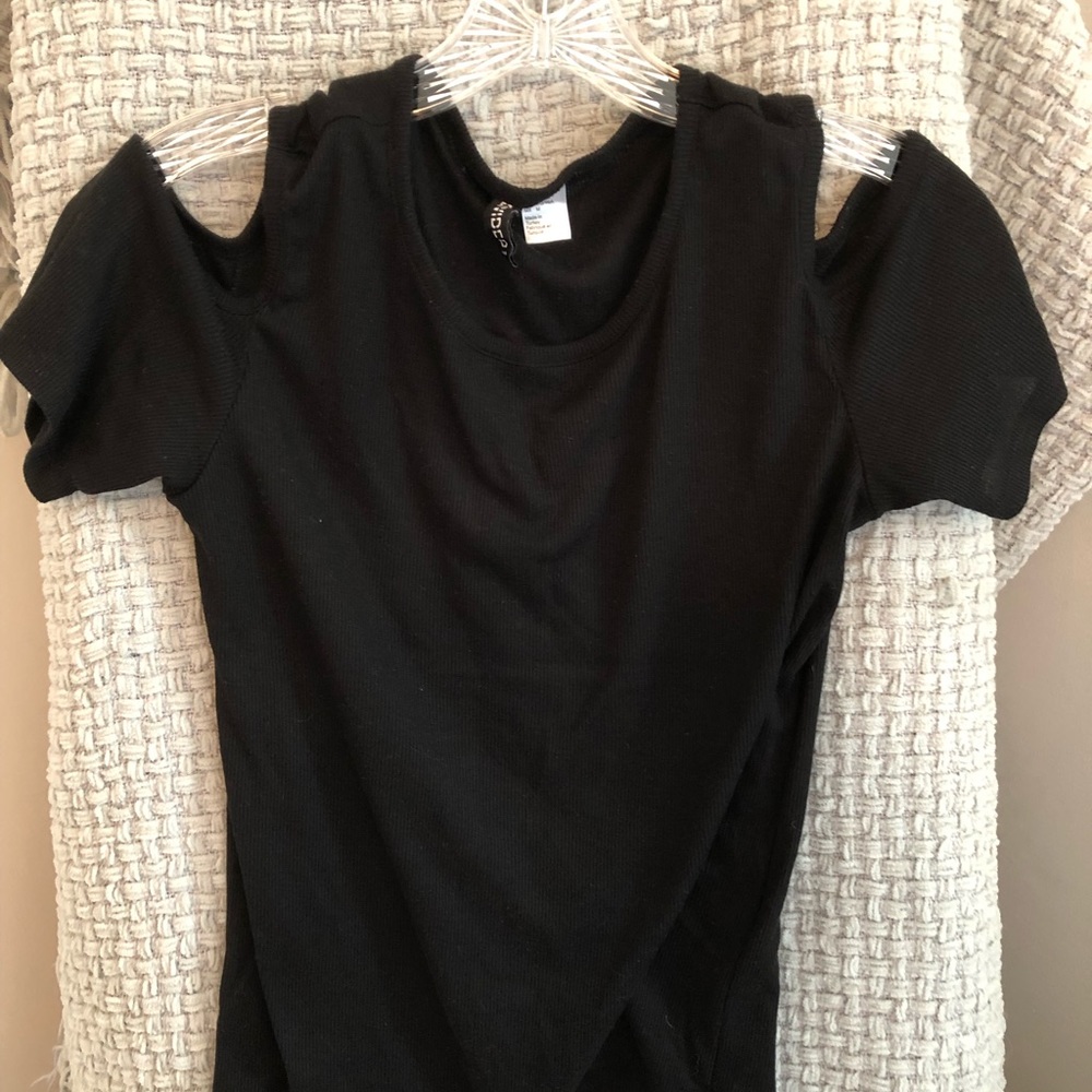 Black H&M T-shirt